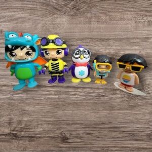 Ryan’s World Mini Figures Lot of 7 Assorted Characters Collectible Toys